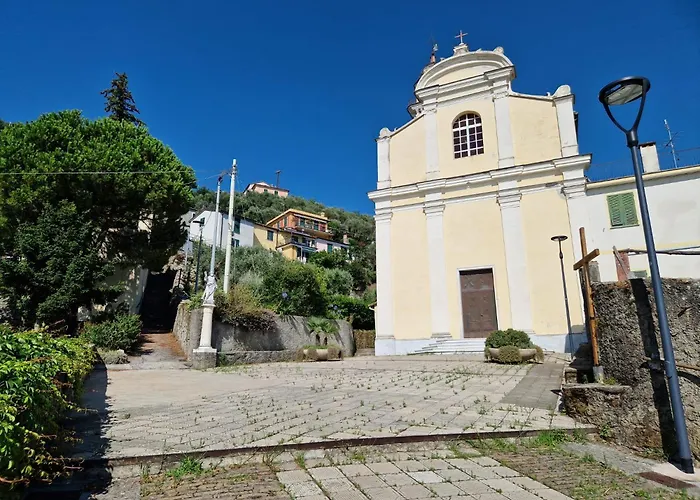Giardino Panoramico Sul Mare, Un Angolo Di Liguria
