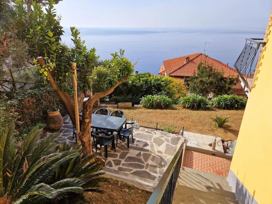 Giardino Panoramico Sul Mare, Un Angolo Di Liguria * Chiavari